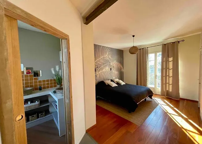 A Flanc De Colline Saint-Ambroix