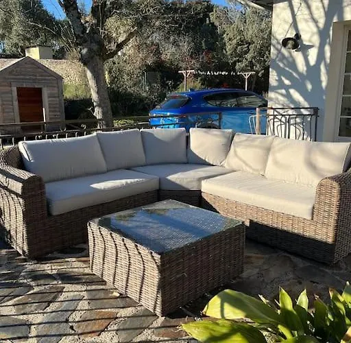 A Flanc De Colline * Saint-Ambroix