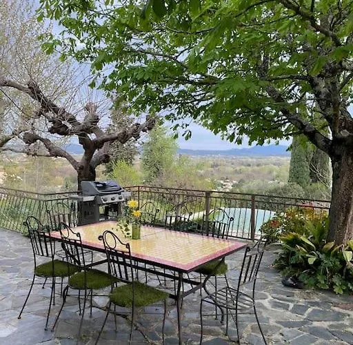 A Flanc De Colline *