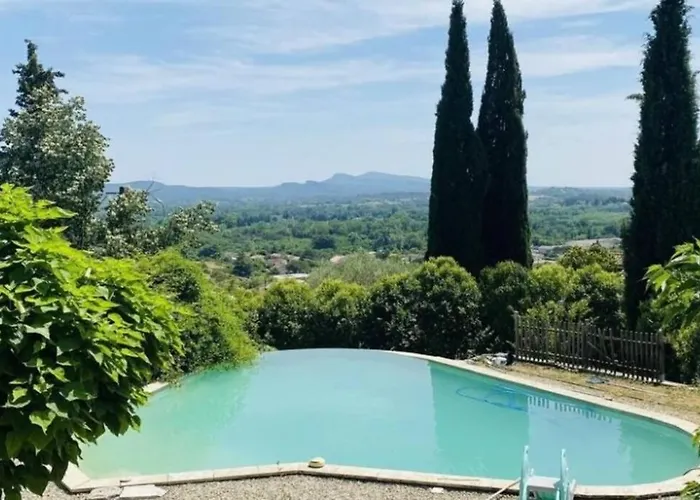 Villa A Flanc De Colline *