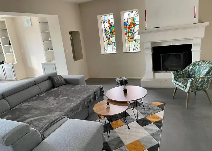 A Flanc De Colline Villa *