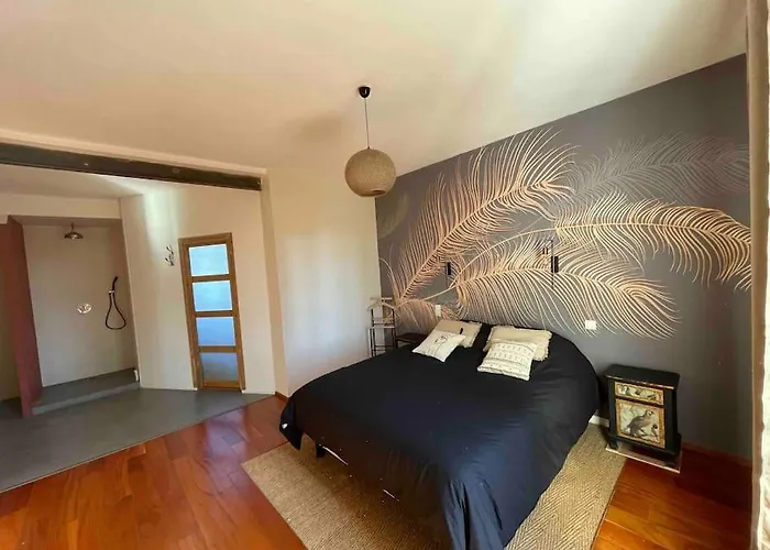 Villa A Flanc De Colline