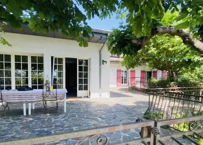 A Flanc De Colline Saint-Ambroix